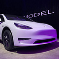 ����ȥ���˹�������˹��Model Y �����϶�������֮��