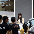 这个车模长得好乖，你们觉得呢？_3