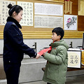 温岭9岁男孩捡到5岁娃，教科书式操作引民警点赞_5
