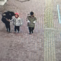 温岭9岁男孩捡到5岁娃，教科书式操作引民警点赞_1