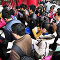 一边考编，一边上老年大学，这届年轻人真的卷不动了_0