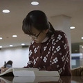 留学“断供”后：她在异国他乡送外卖继续学业_1