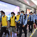 直击缅北电诈！台州警方连夜押解，画面曝光！_0