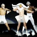 Lady Gaga���㴩͸��װ���� ���Ը���Ů(ͼ)_0