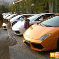 豪车云集 实拍超猛给力小城婚车队_1