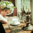 ��ɫ����