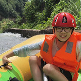 暑假带娃漂流纳凉，游山玩水