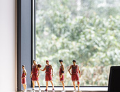 �����Է70��|�ִ������_�Ǽ�װ��