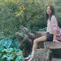 һ�������ڳ�ȱϯ�����ճ���ȱ�ǡ��İ�����Ů�������҂����