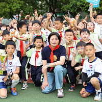 “在他們身上看到了未來”水慶霞現(xiàn)身競舟小學(xué) 助力體育節(jié)開幕