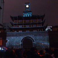 高桥金龙鱼<em>油库</em>大火 三万箱金龙鱼扑救12个