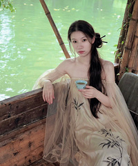 98��Ů�� 165cm55kg