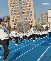 博雅小学亲子运动会,家长都这么拼吗?没点才艺不行了
