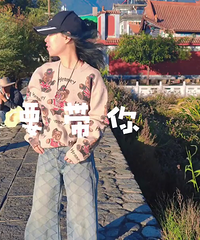 �������У�