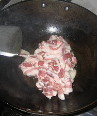 芝麻哥哥私房菜:简单又下饭的——小炒肉
