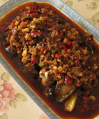 自家小G厨房---红烧肉末茄子