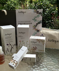下午败的新鲜热络的jurlique