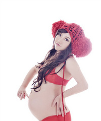 35周大肚照~帮忙猜男女!哈哈