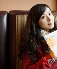 长得乖果然吃香啊~上市公司美女高管发帖走红意外出书
