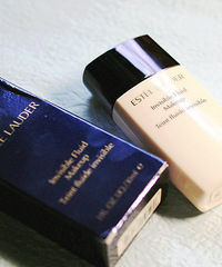 ��ʫ����Invisible Fluid Makeup���η۵�Һ��������ױ���ᱡ��ױ