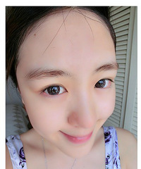 漂胡剂当成染眉膏,,,的染眉毛教程~~