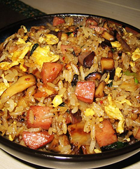 什锦辣白菜炒饭,相当足料的哦