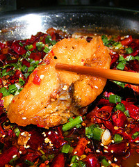 芝麻哥私房菜:吃出烧烤味儿的水煮麻辣鱼 【厨娘煮夫争霸赛】