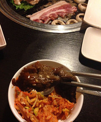 小龙虾、火盆烧烤、韩国料理各种美食都抵挡不住一个吃货孕妇的心