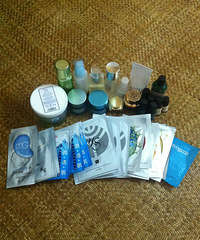 混合皮分享护肤品,护肤瓶瓶罐罐不要太多,简单有效最好