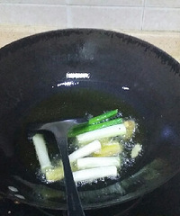 第一次发帖,好吃的麻辣小龙虾,希望大家喜欢!