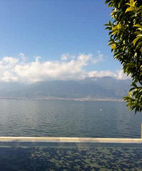 ���������������������µĺ���ɽɫ�䣨����������ĩ�У�