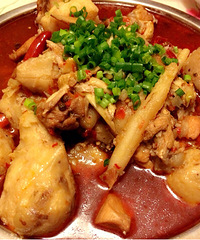 【为爱下厨房】自己在家也可以做梁山鸡,哎哟,不错噢!