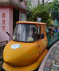 北碚实验幼儿园里居然还有小火车,已经运行28年!