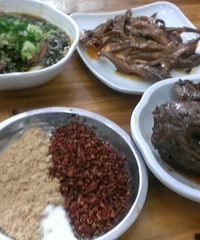 清明成都美食之旅,天天都在消饱胀+【美食狗仔大PK】