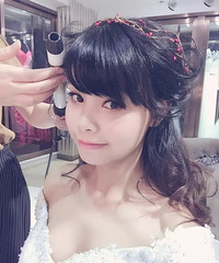 萝莉太太试妆归来,还是最爱清新甜美范