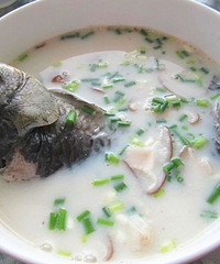 坐月子期间吃什么?别抠脑壳啦,这里有最详细的月子食谱。