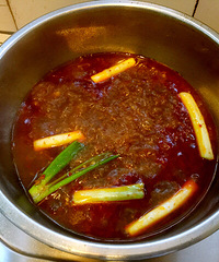 这个天气真的适合吃小火锅!老板,多肉少菜