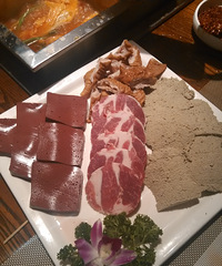 一次高逼格的火锅宴【购物狂试吃那红醇火锅】