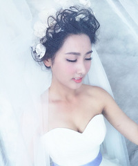 第一次试妆归来,么么哒
