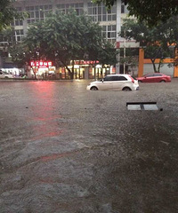 今天雨一下,重庆又开始看海了