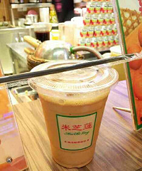 这个下雨天,奶茶和鸡蛋仔更配哟~~~~今天