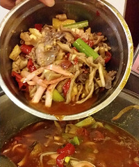 第一次按人头算的黔江鸡杂,好吃又霸道