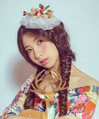有一天,我觉得有必要拍一本写真,万一什么时候就老了呢
