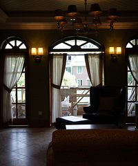 ���ܹ��ʶ�¥��װ�ޣ��Ͱ���ʽ��Լ�������£���������װ��