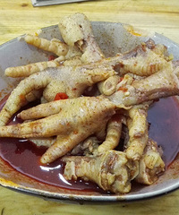 安利个在成都吃到的好吃的~~+【美食狗仔大PK】