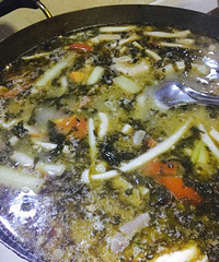基友的召唤:酸汤羊肉&自制寿司&鱼生饭【美食狗仔大PK*2】