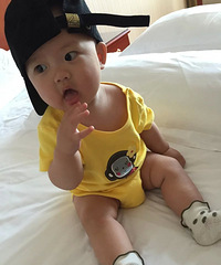 【晒娃党】记录乐乐小丑丑人生中的第一年!