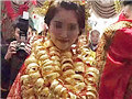 脖子重不?需要帮忙吗