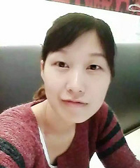 29������װ��СŮ�ϰ�Ѱ��ů��һö