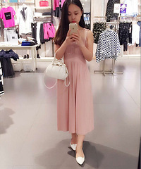 24�����Ҳ����ˣ��ͻݽ�С����Ů������������